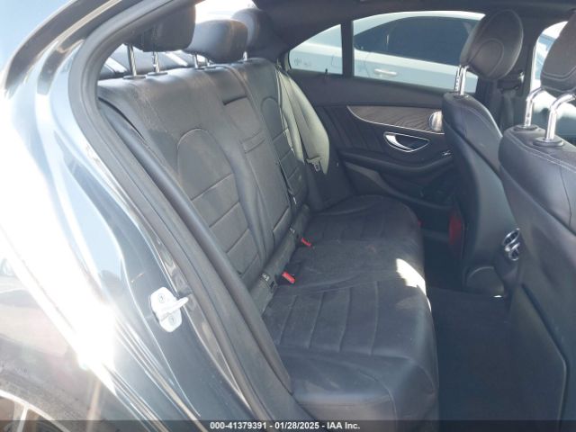 55SWF4JB5FU044617 Mercedes-Benz C 300 Luxury/sport
