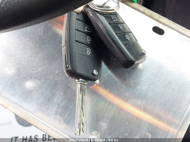 KNDPM3AC0J7328363 KIA Sportage Lx