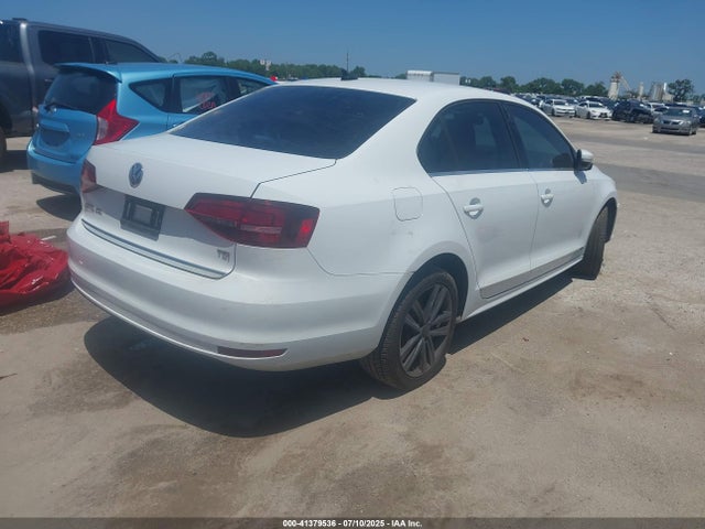 3VWL17AJ3HM410226 Volkswagen 1.8 tsi