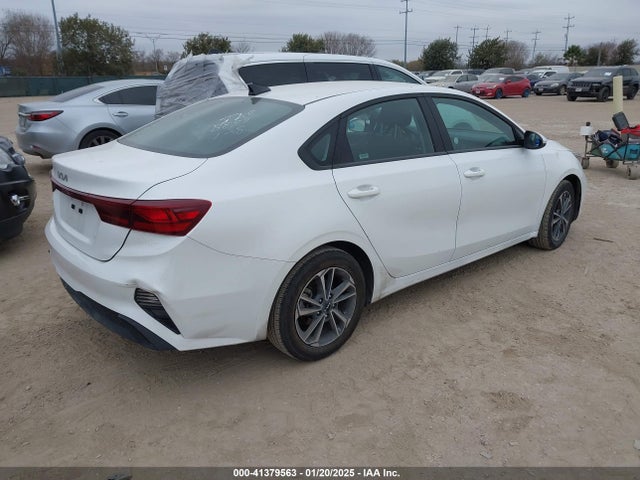 KIA Forte Lxs 2024 3KPF24AD4RE748882 Image 4