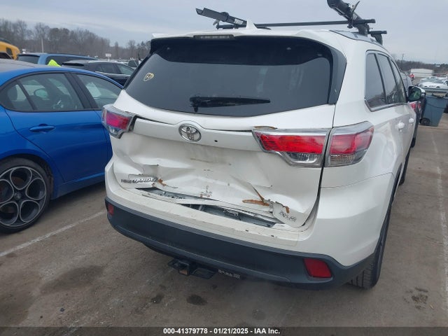 Toyota Highlander Xle V6 2014 5TDKKRFH2ES010070 Image 6
