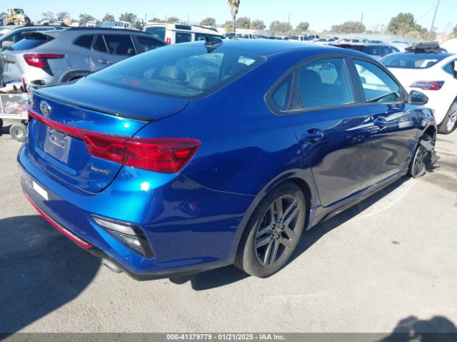 3KPF34AD8ME411878 KIA Forte Gt-line