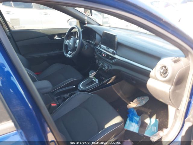 3KPF34AD8ME411878 KIA Forte Gt-line