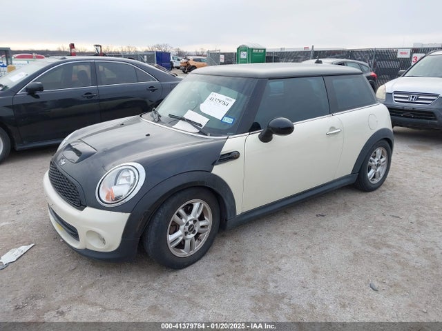 2012 MINI COOPER WMWSU3C51CT185181 Photo 1
