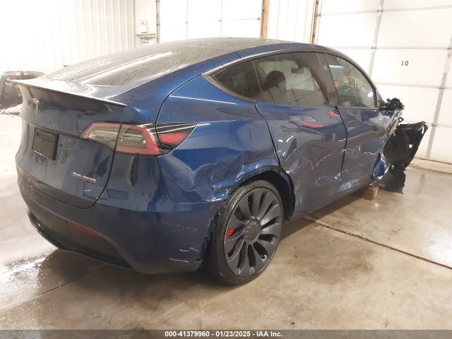 2023 TESLA MODEL Y 7SAYGDEF1PF970697 Photo 3