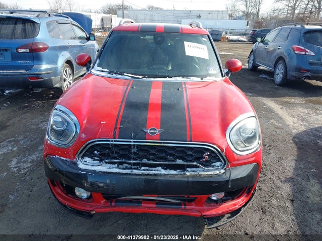 2019 MINI COUNTRYMAN WMZYT5C57K3E69637 Photo 9