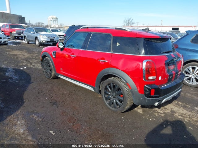 2019 MINI COUNTRYMAN WMZYT5C57K3E69637 Photo 2
