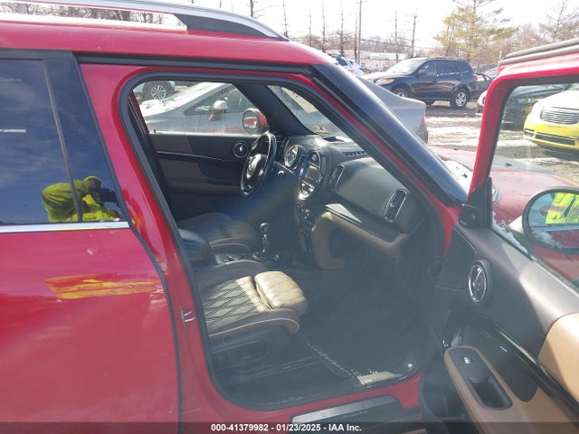 2019 MINI COUNTRYMAN WMZYT5C57K3E69637 Photo 4