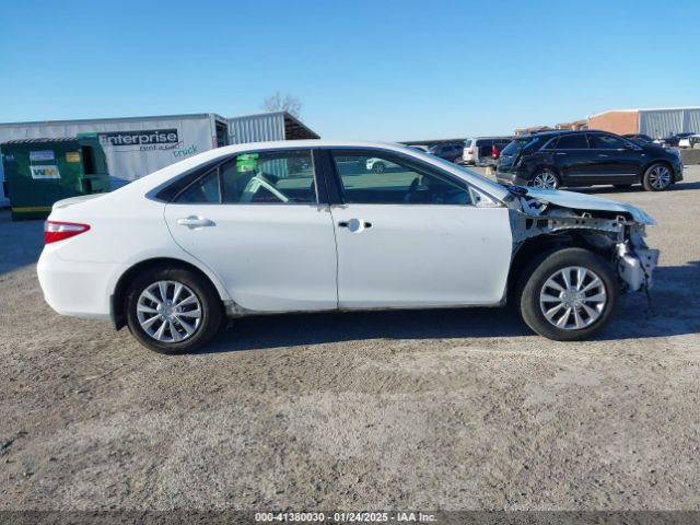 4T4BF1FK0FR501043 Toyota CAMRY LE
