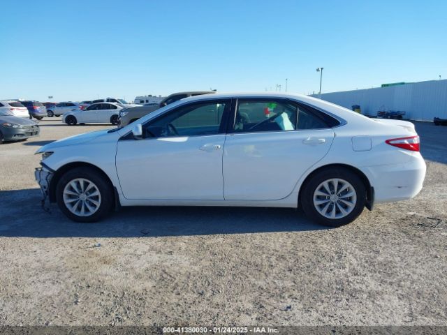 4T4BF1FK0FR501043 Toyota CAMRY LE