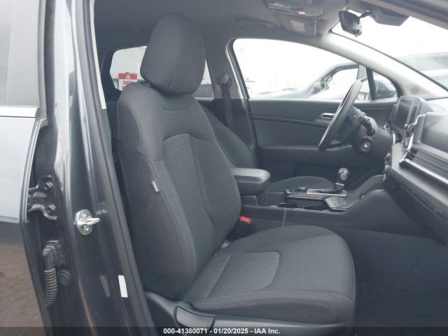 KNDPUCAF4P7165770 KIA Sportage Lx