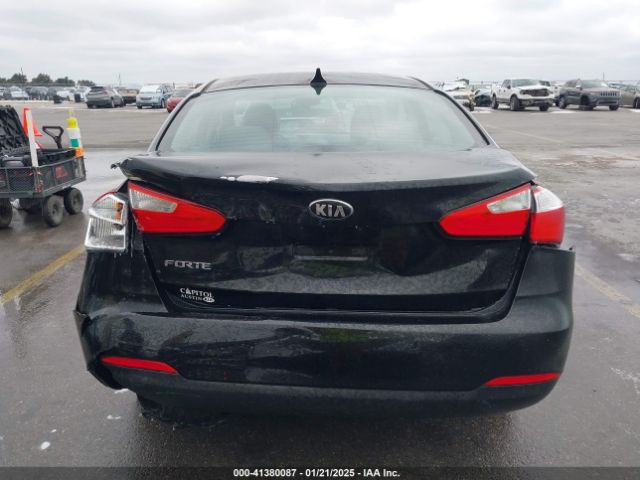 KNAFK4A62G5606652 KIA FORTE LX