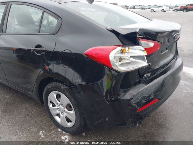 KNAFK4A62G5606652 KIA FORTE LX