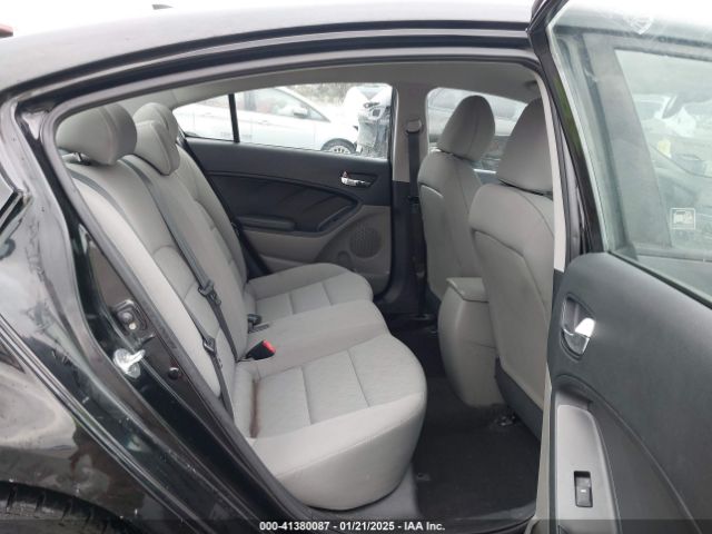 KNAFK4A62G5606652 KIA FORTE LX
