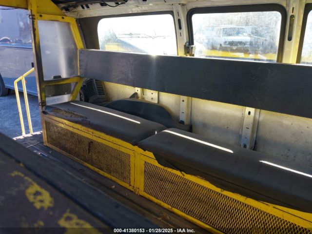 1GCWGAHF5H1238016 Chevrolet Express 2500 Work Van