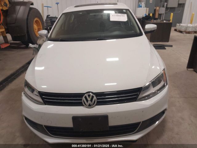 3VWD07AJ8EM329371 Volkswagen Jetta 1.8t Se