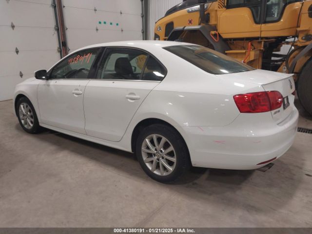 3VWD07AJ8EM329371 Volkswagen Jetta 1.8t Se