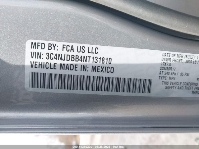 3C4NJDBB4NT131810 Jeep Compass Latitude 4x4