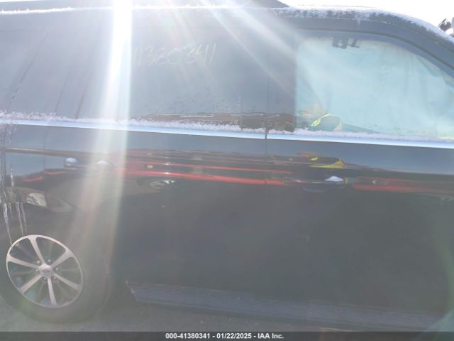 1FMJU1JTXJEA27567 Ford Expedition Xlt