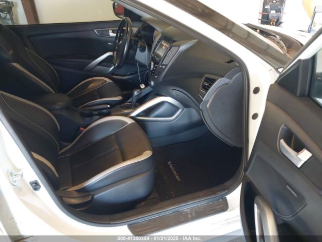 KMHTC6AE7FU238569 Hyundai Veloster Turbo