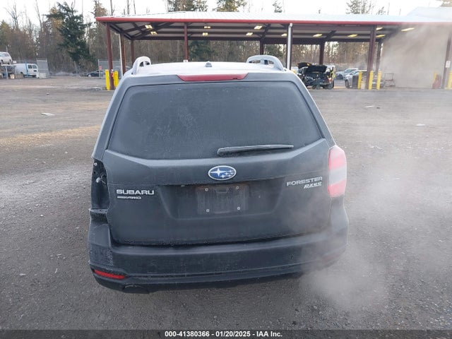 Subaru Forester 2.5i Premium 2015 JF2SJADC1FH436898 Image 16