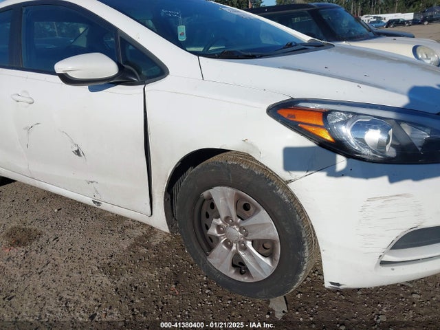 KIA FORTE LX 2016 KNAFK4A60G5579094 Image 6