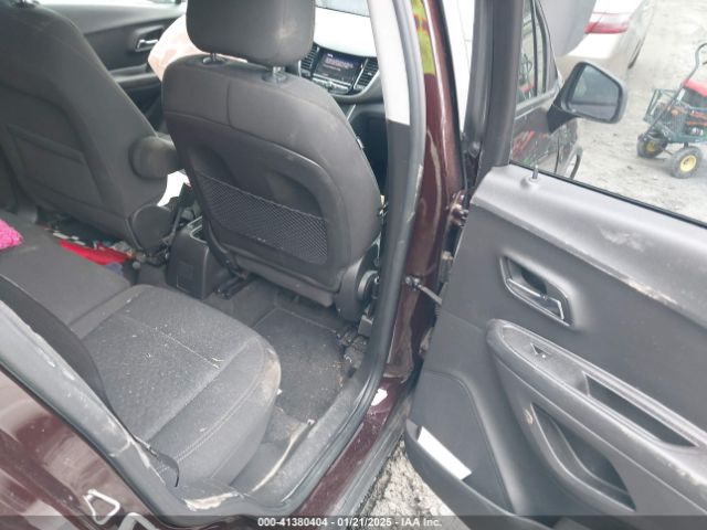 KL7CJKSB2LB349574 Chevrolet Trax Fwd Ls