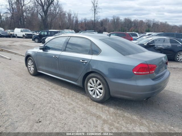 1VWAT7A34FC071767 Volkswagen Passat 1.8t Wolfsburg Edition