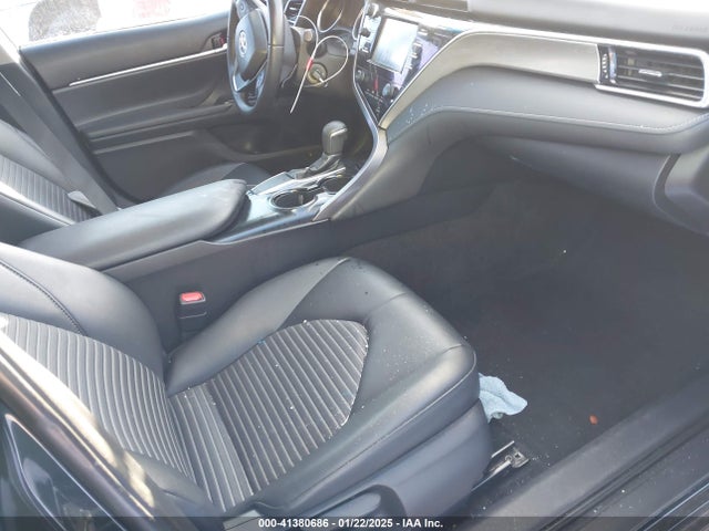 4T1B11HKXJU647853 Toyota CAMRY SE