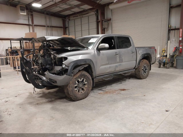 3TMCZ5AN4JM178776 Toyota Tacoma Trd Off Road