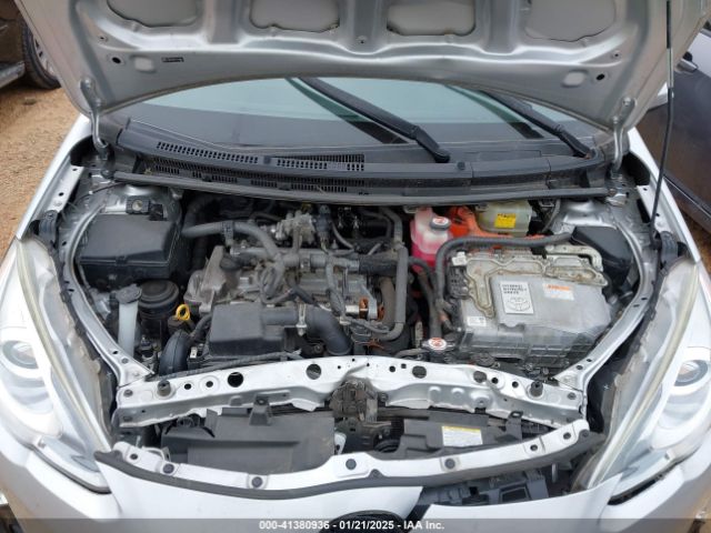 JTDKDTB37H1595957 Toyota Prius C One