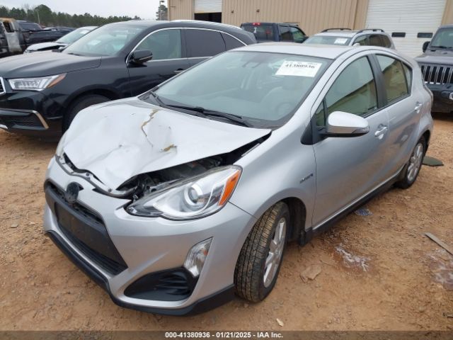 JTDKDTB37H1595957 Toyota Prius C One
