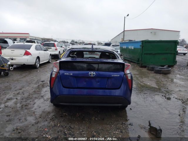 JTDKARFU8H3544518 Toyota Prius Three