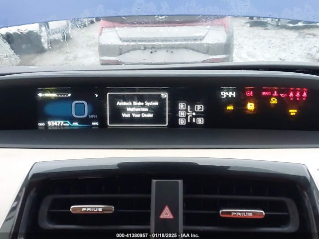 JTDKARFU8H3544518 Toyota Prius Three