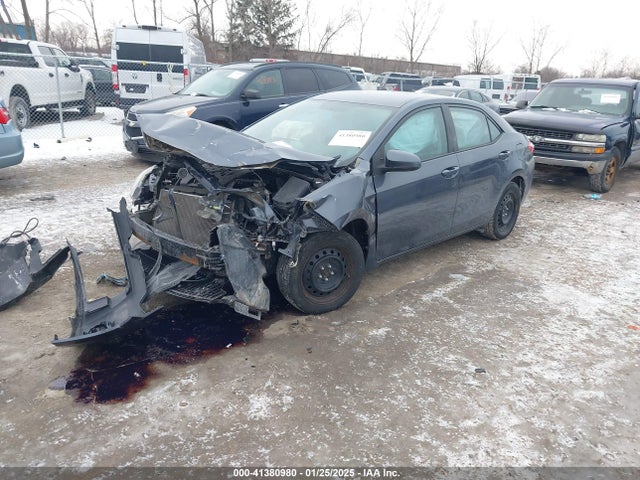 Toyota COROLLA LE 2015 5YFBURHE4FP331101 Image 2