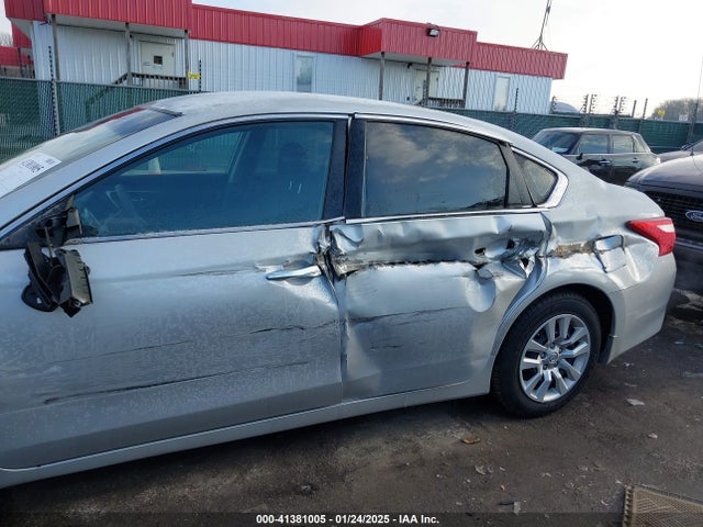 1N4AL3AP3HC262460 Nissan Altima 2.5 S