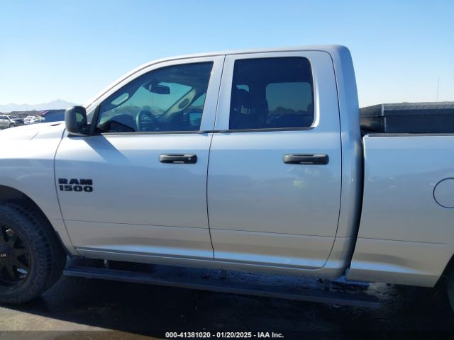 1C6RR6FGXKS579565 RAM 1500 Classic Express  4x2 6'4 Box