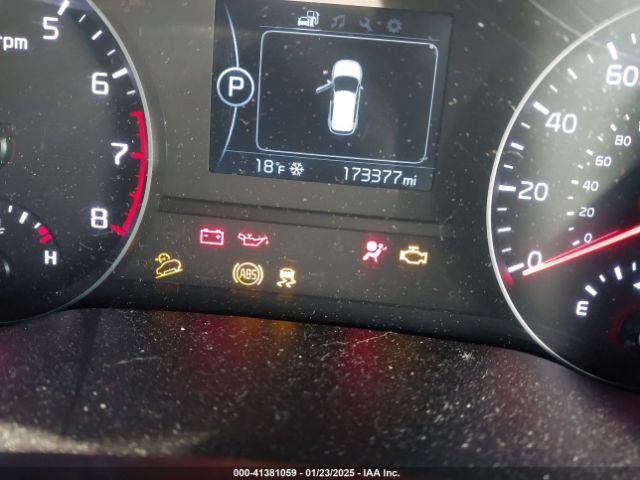 KNDPM3AC7H7102881 KIA Sportage Lx