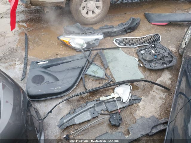 KNAFK4A63G5558773 KIA Forte