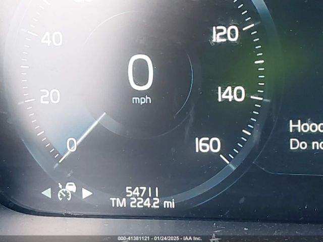 YV4102PK9N1794227 Volvo Xc90 T5 Momentum 7 Passenger