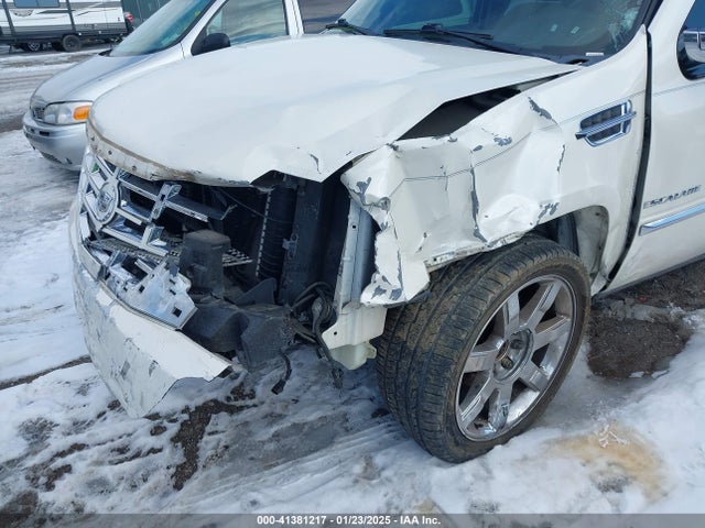 2010 CADILLAC ESCALADE ESV 1GYUKJEFXAR232434 Photo 5