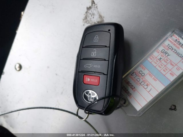5TDKDRBH4RS537730 Toyota Highlander Le