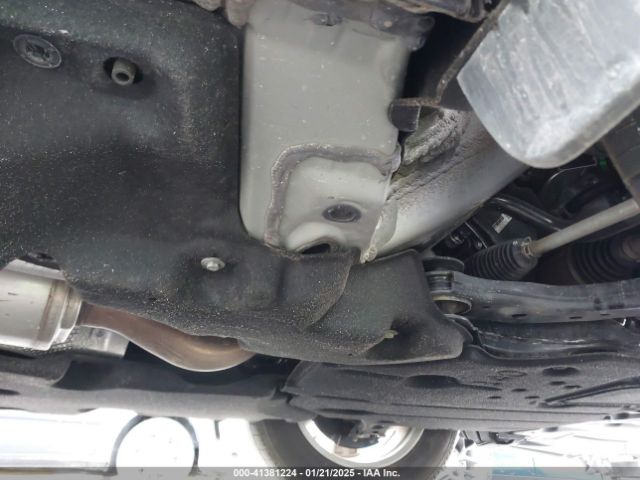 5TDKDRBH4RS537730 Toyota Highlander Le