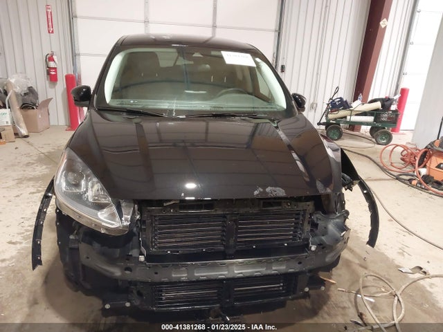 1FMCU0G68NUA30158 Ford ESCAPE SE