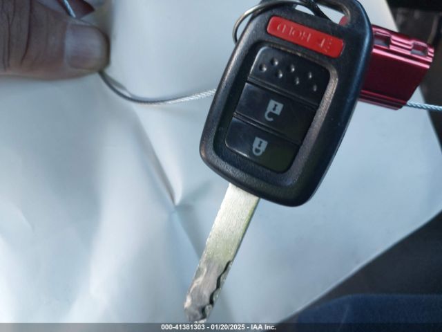 2HKRM4H30EH653617 Honda CR-V LX