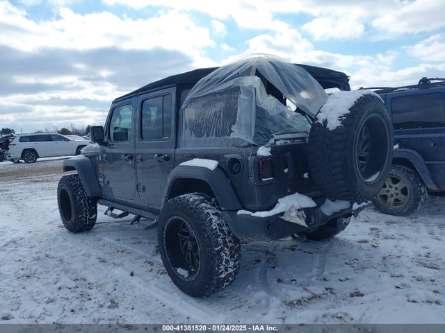 1C4HJXDG4JW228078 Jeep Wrangler Unlimited Sport S 4x4