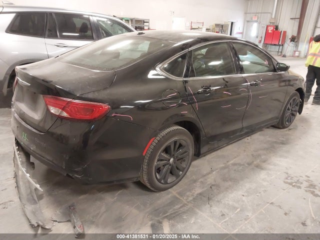 Chrysler 200 Limited 2015 1C3CCCAB4FN612921 Image 4