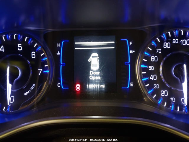 Chrysler 200 Limited 2015 1C3CCCAB4FN612921 Image 7