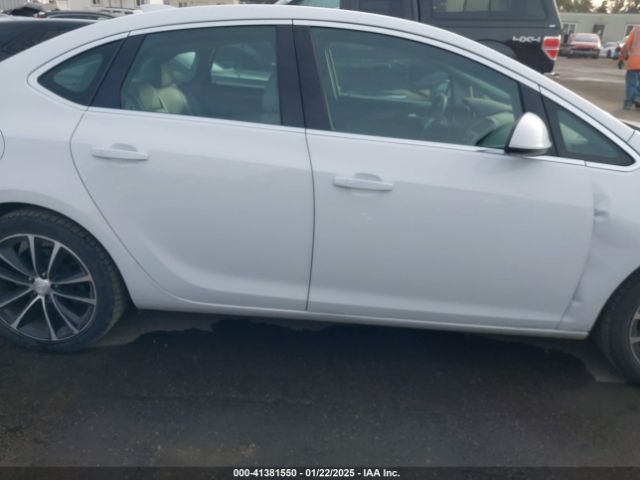 1G4PR5SK8H4104042 Buick Verano Sport Touring