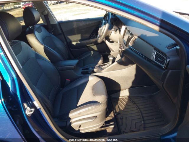 KNDCC3LC9H5103587 KIA NIRO EX